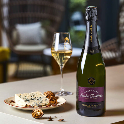Quel champagne avec quel fromage ? Guide des accords par famille